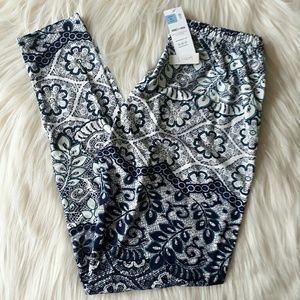 White & Blue Lace Leggings